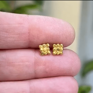 Granulation 24k gold studs earrings