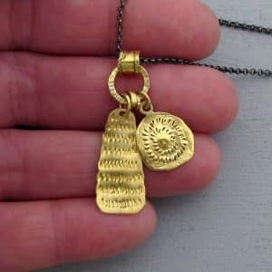 Handmade 22k gold pendants necklace