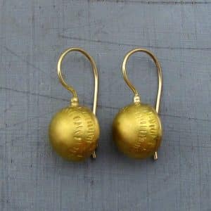 Dangle dome 22 karat gold earrings