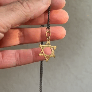 Star of David 22k gold pendant