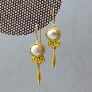 Dangle Pearls 24k gold earrings