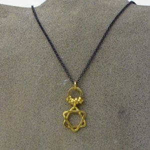 Star of David 22k gold loops necklace