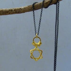 Star of David 22k gold loops necklace