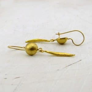 Dangle 22 karat gold earrings