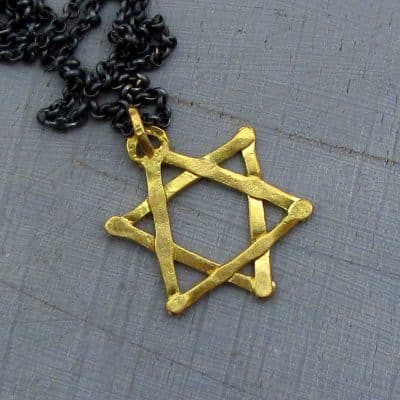 Star of David 22k gold pendant necklace